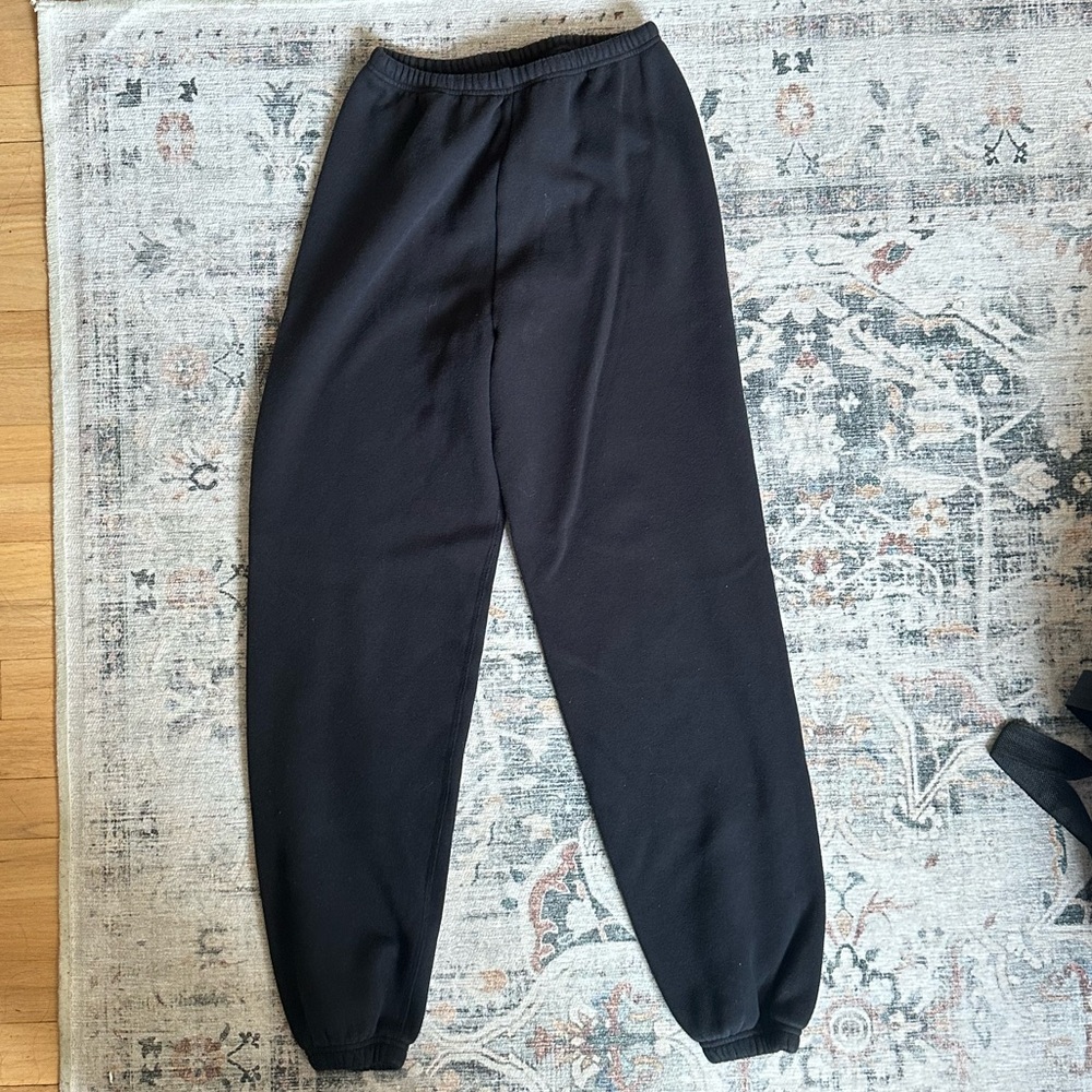 SKIMS Classic Jogger in Cotton Fleece sz XS Onyx